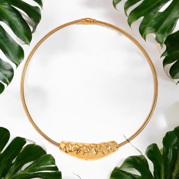 NWOT Elegant stainless steel 18 K gold, plated choker necklace - Picture 9 of 14